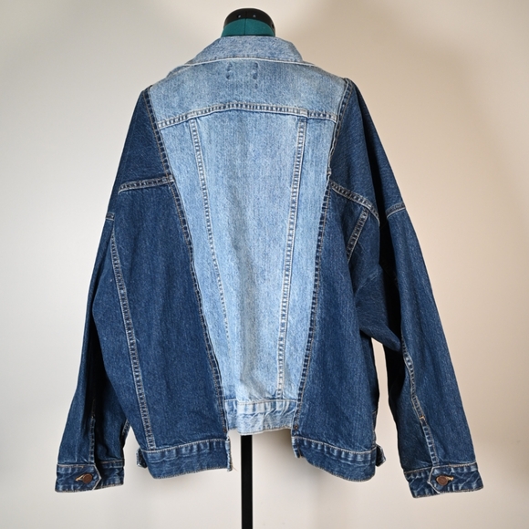 BDG Blue Jean Denim Jacket 100% Cotton - Picture 2 of 4